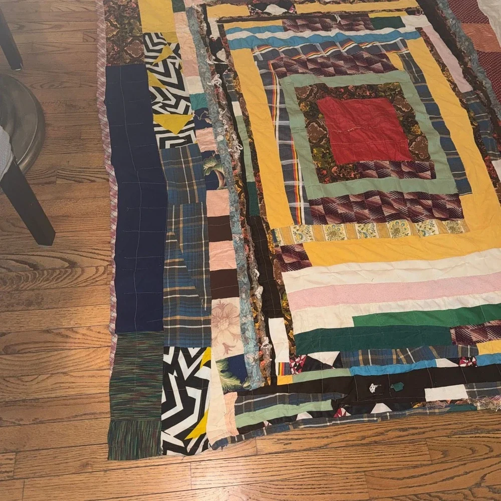 2.f vintage handmade quilt